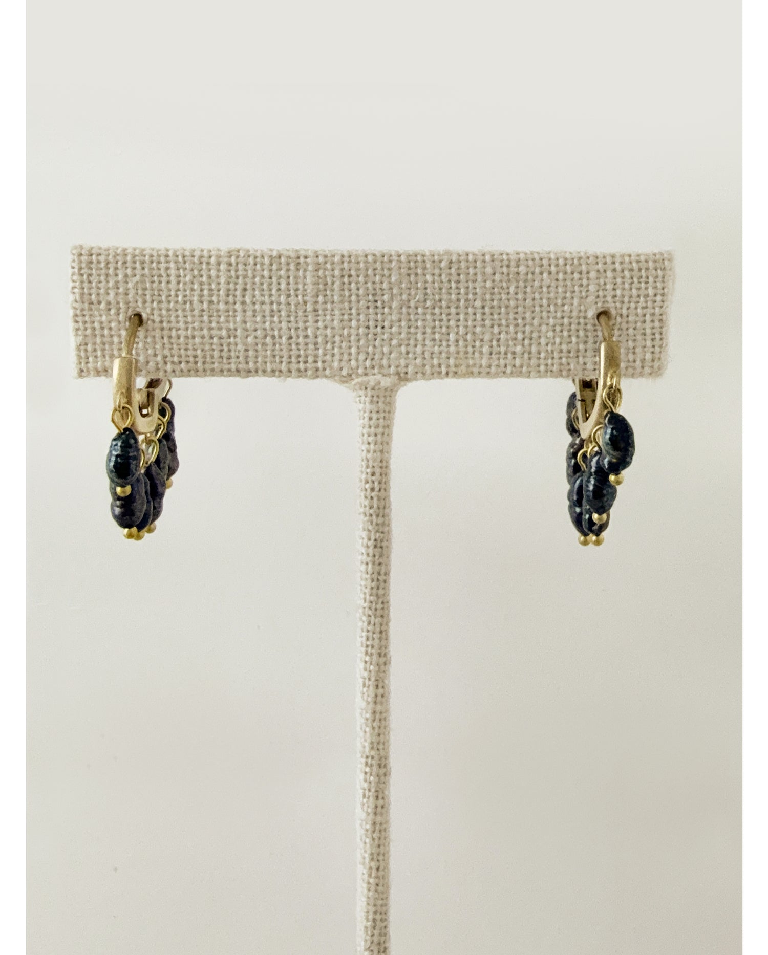 Calitha Huggie Earring – Black Pearl – A handcrafted earrings by Alysian.