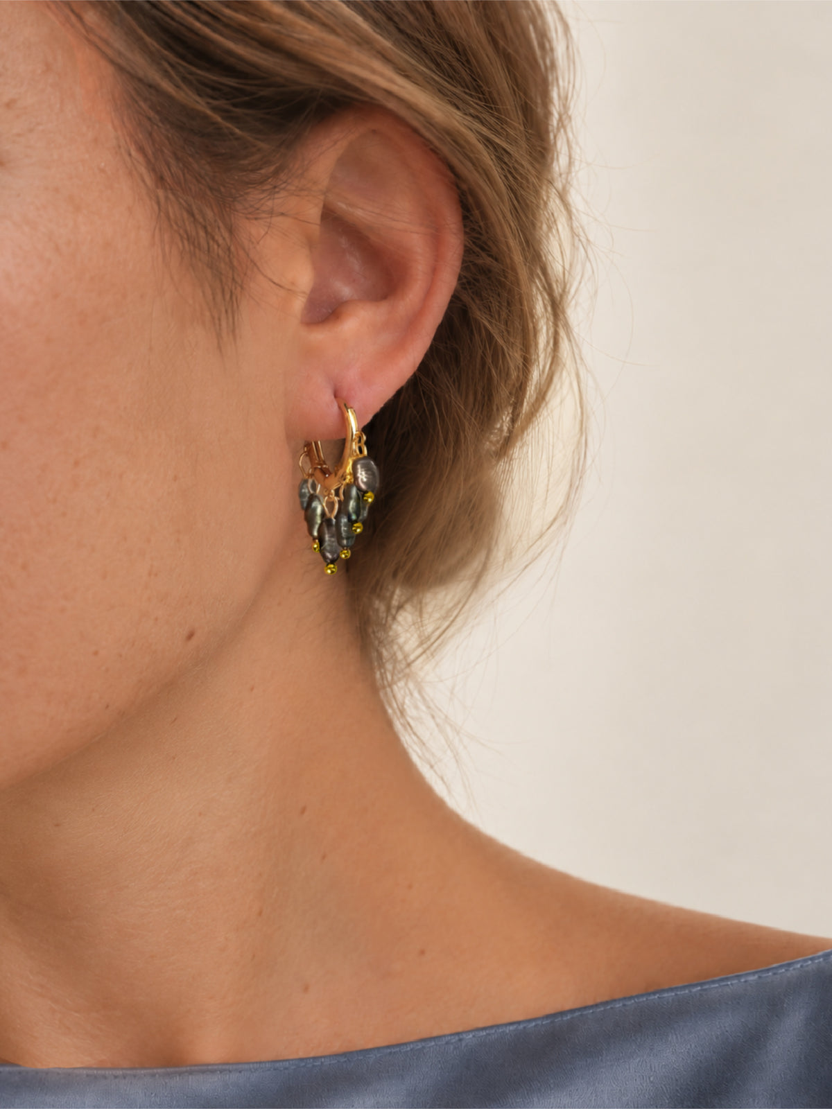 A close-up of a model&