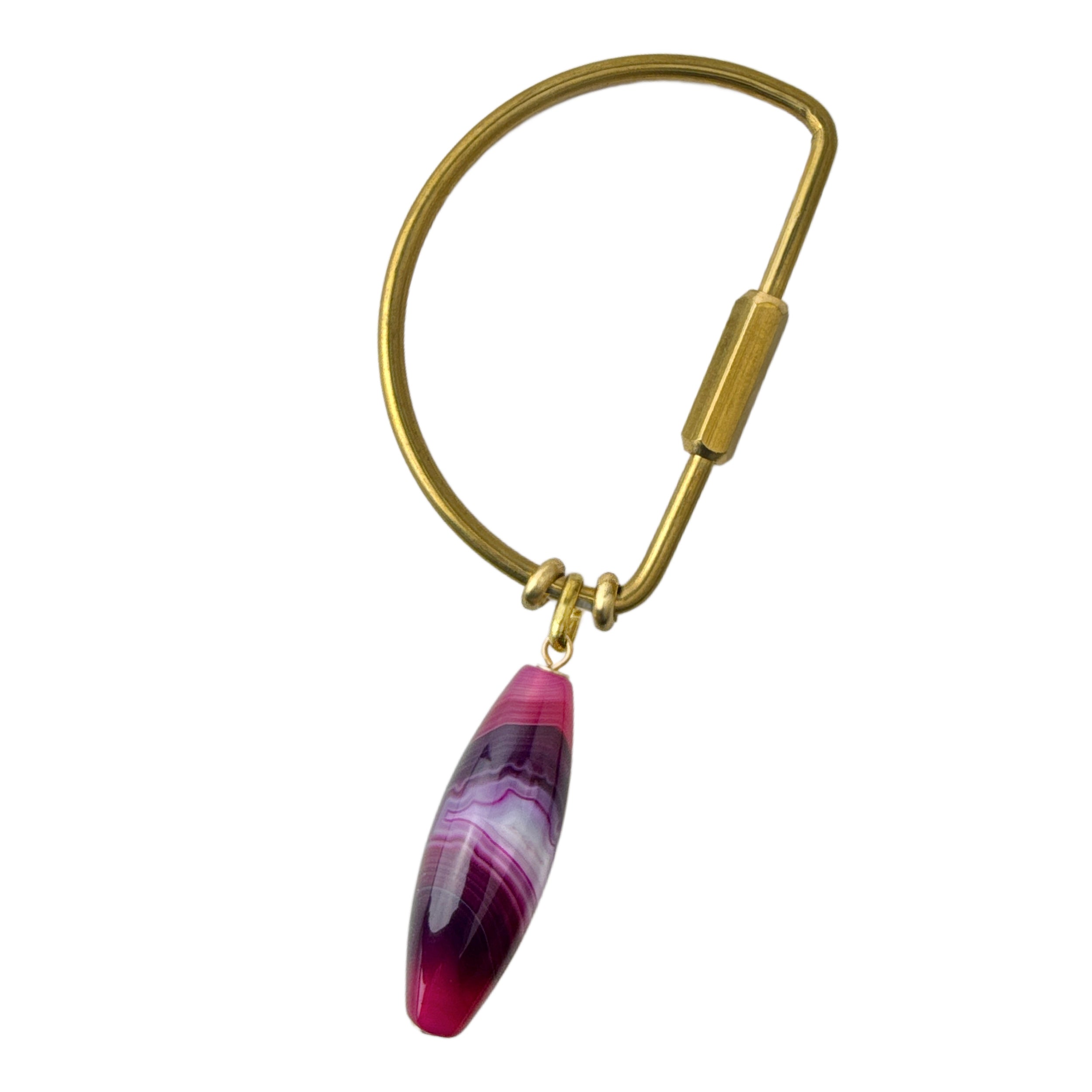 Gemstone Keyring | Rock &amp; Key – D-Style Carabiner Pink (sardonyx agate stone) – A handcrafted key ring by Alysian.