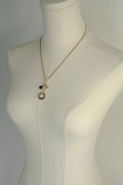 Kinley Cluster Pendant Necklace – A handcrafted necklace by Alysian.