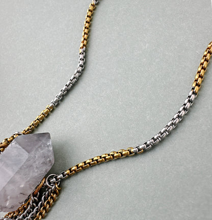 Navia Pendant Necklace – A handcrafted necklace by Alysian.