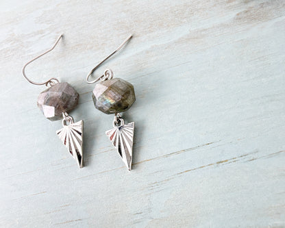 Reina Labradorite Earring – A handcrafted earring by Alysian.