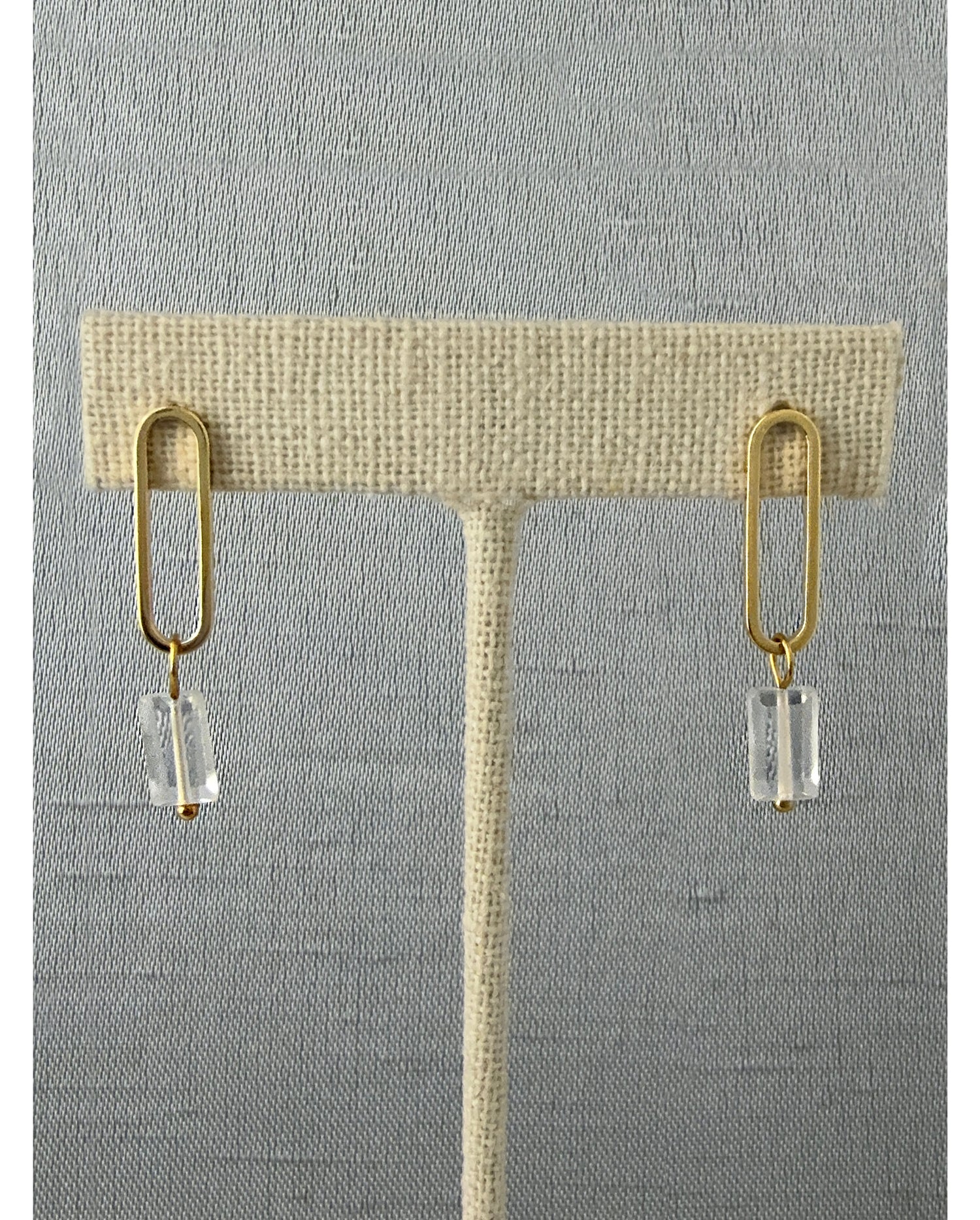 Tanis Quartz Earring – A handcrafted earrings by Alysian.